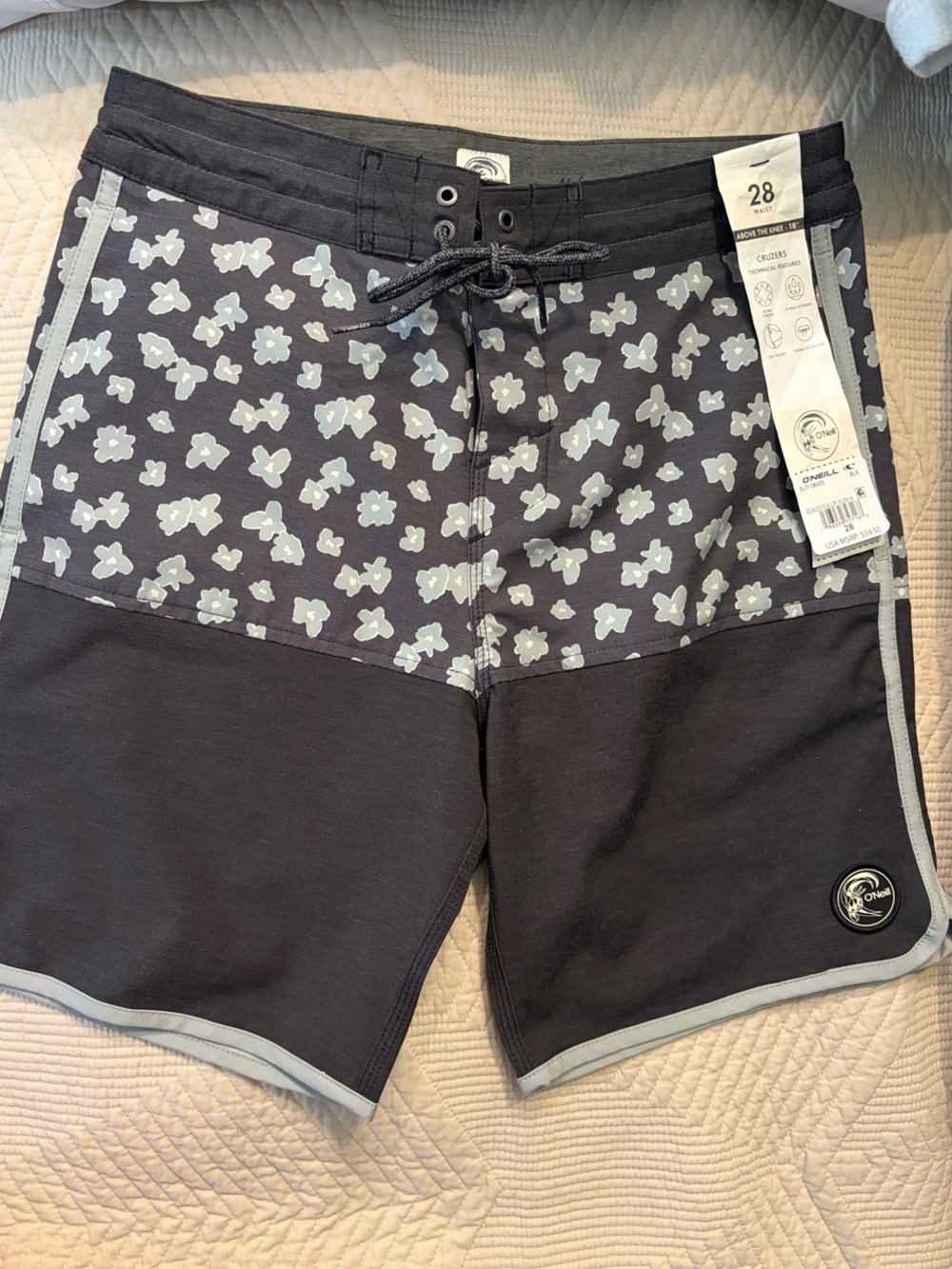 New w Tags O'Neill Black and Light Gray Floral Panel Swim Board Shorts